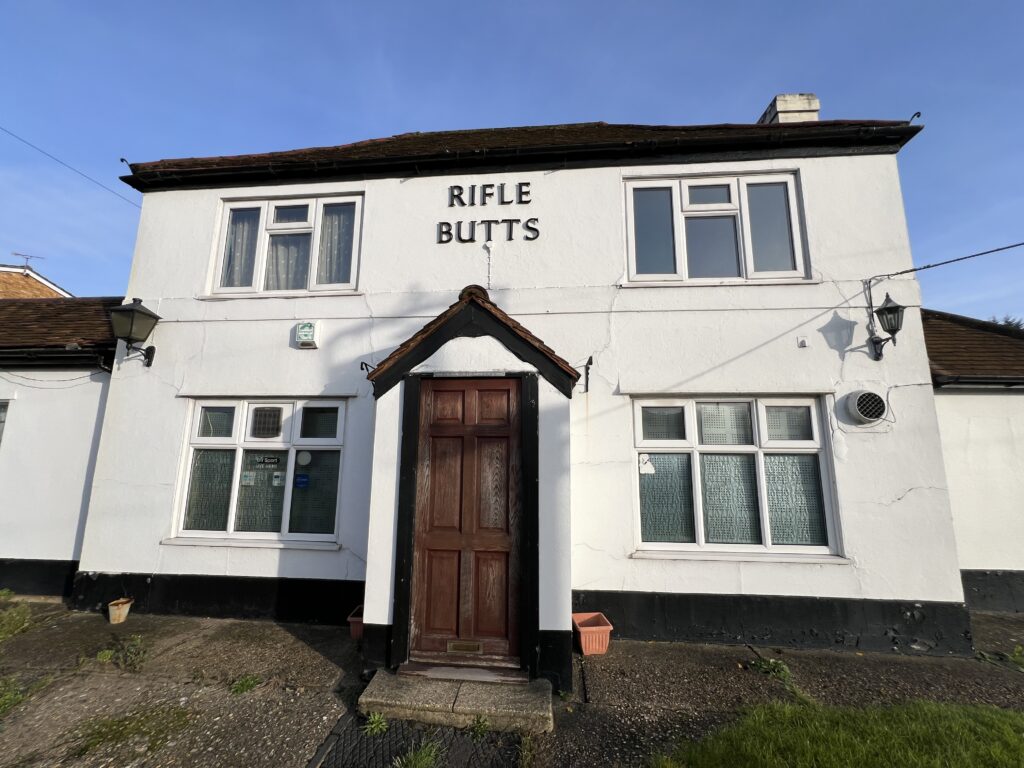 Rifle Butts, 421 London Road, High Wycombe, HP11 1EL